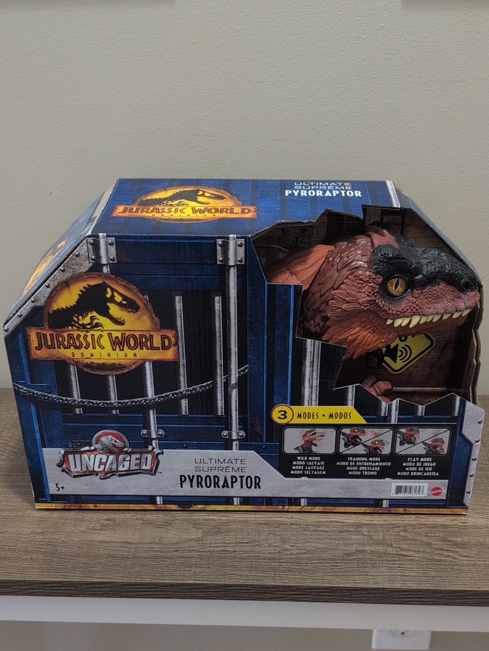 NEW Jurassic World Dominion Uncaged Ultimate Supreme Pyroraptor Mattel Dinosaur